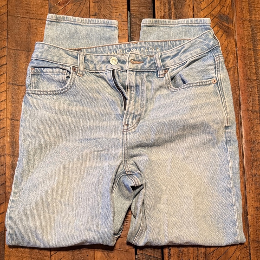 American Eagle Light Blue Jeans Strigid Size 6